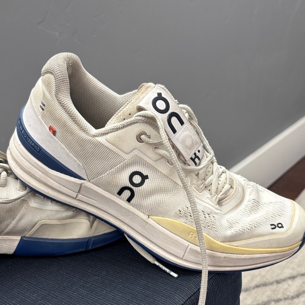 On Running White Federer Sneakers with Blue and Yellow Details